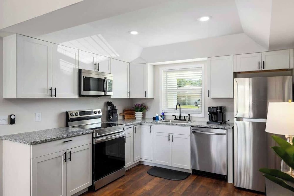 Modern 3 Bedroom, Wesley Chapel!