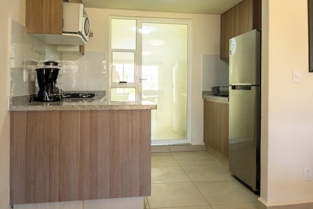 Family Villa Pool 4 BR Acapulco