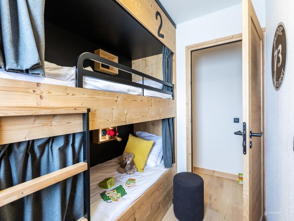 Apartment in Fornelet With Ski-in/ski-out Access