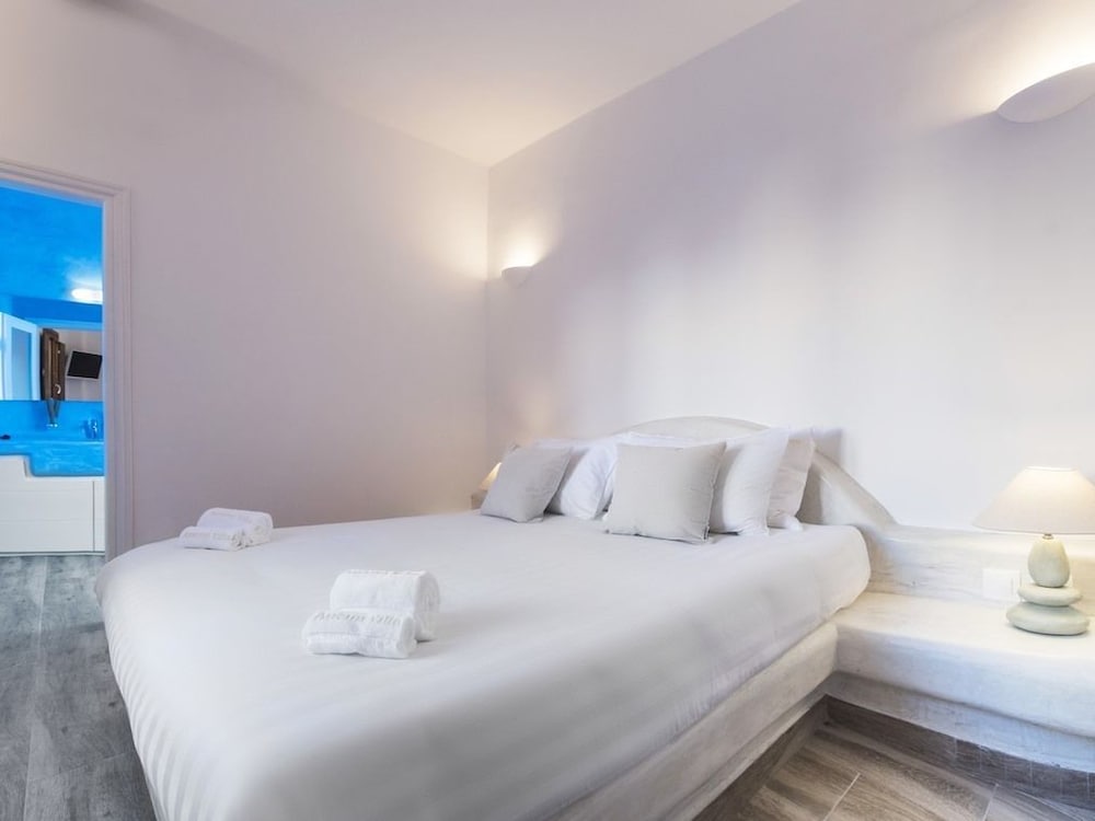 Anemi House & Villas