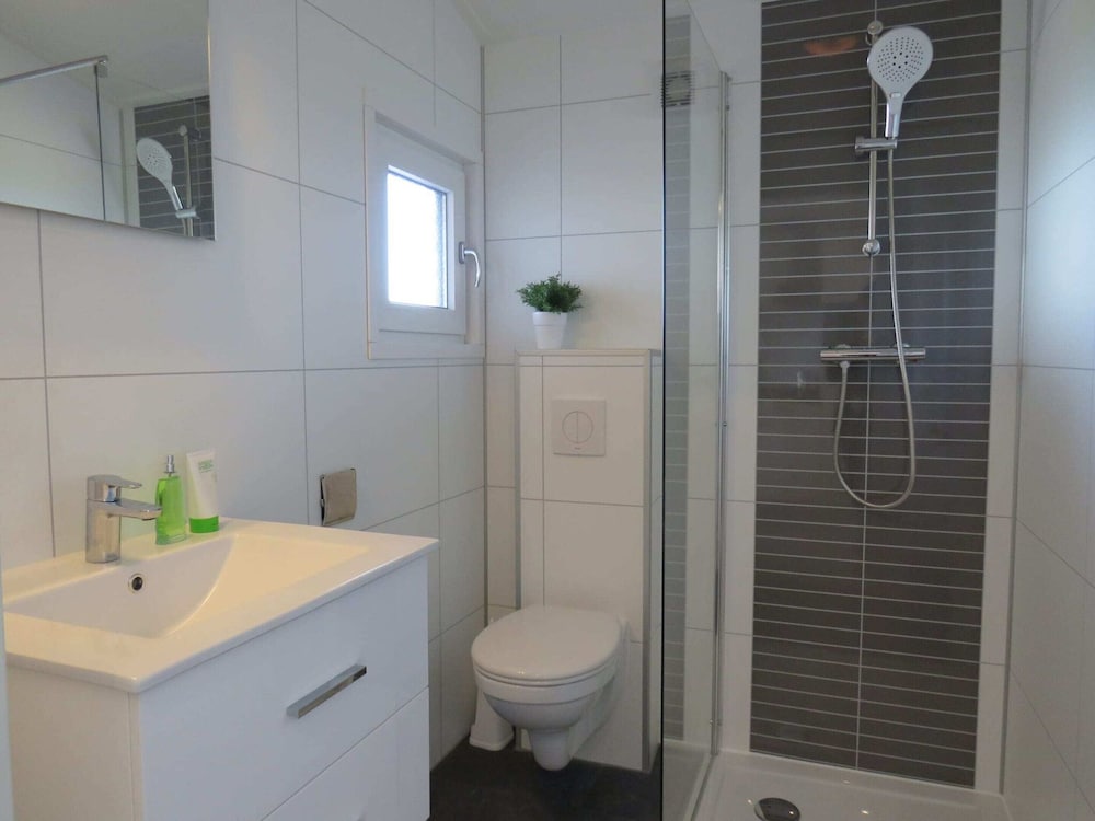 Modern Chalet With Dishwasher on the Markermeer