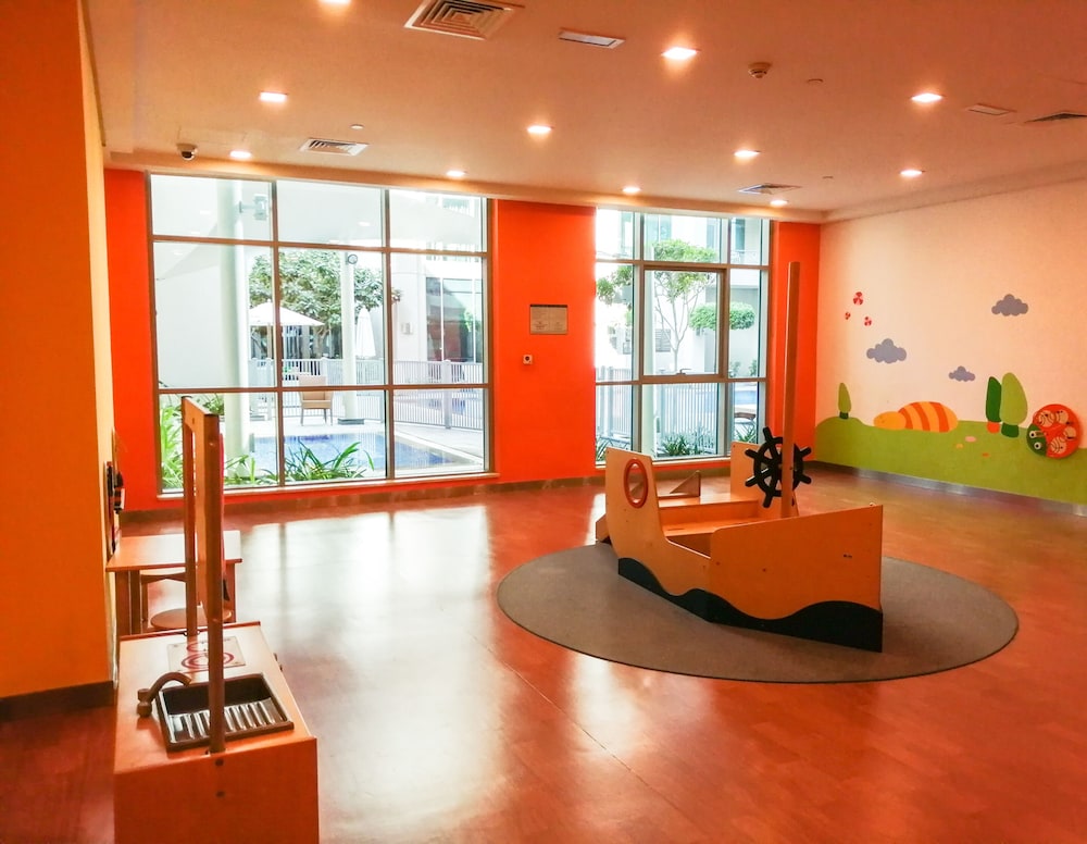 Nasma Luxury Stays- BLVD Central Podium