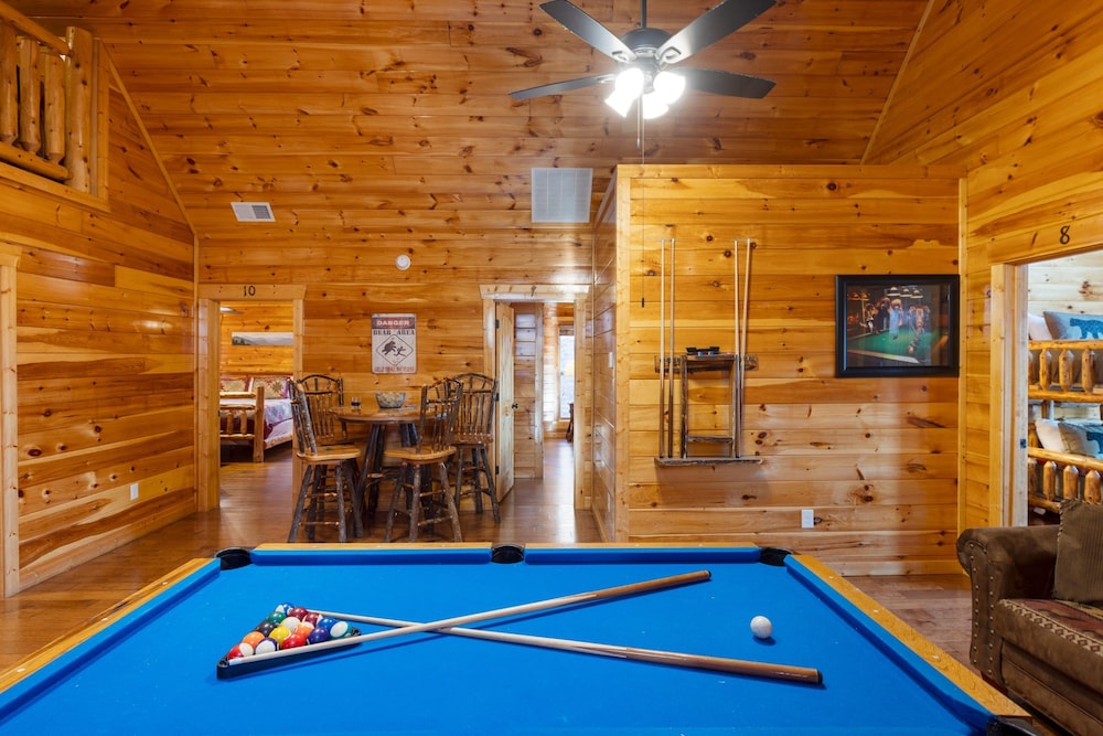 A View for All Seasons Luxe Smoky Mountain Cabin With Hot Tubs Game Room