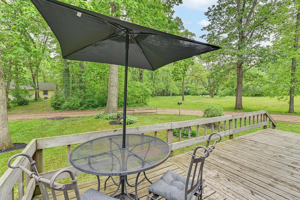 Walk to Kelsey Lake: Cassopolis Home w/ Yard!