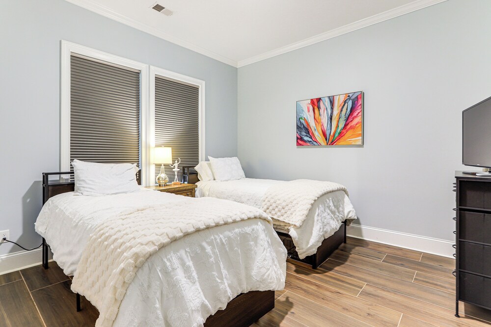 West ATL Home w/ Great Outdoor Space: 4 Mi to Dtwn