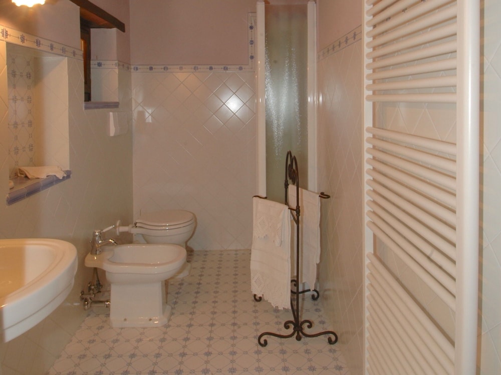 Cortona Vacations - Agriturismo Near Cortona With Swimming Pool - Property Image 71