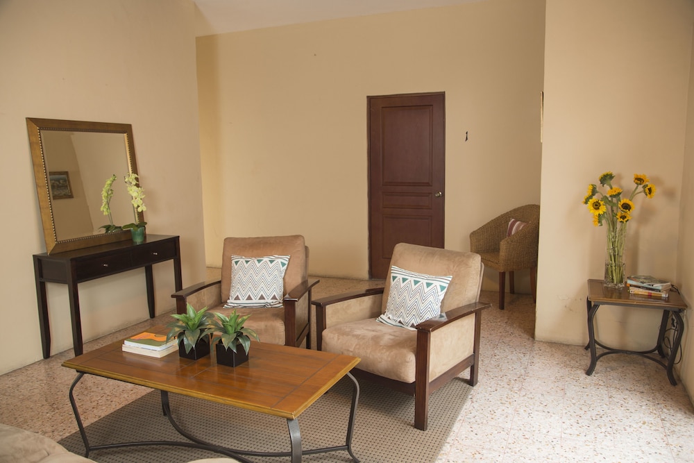 Hotel Casa Nola