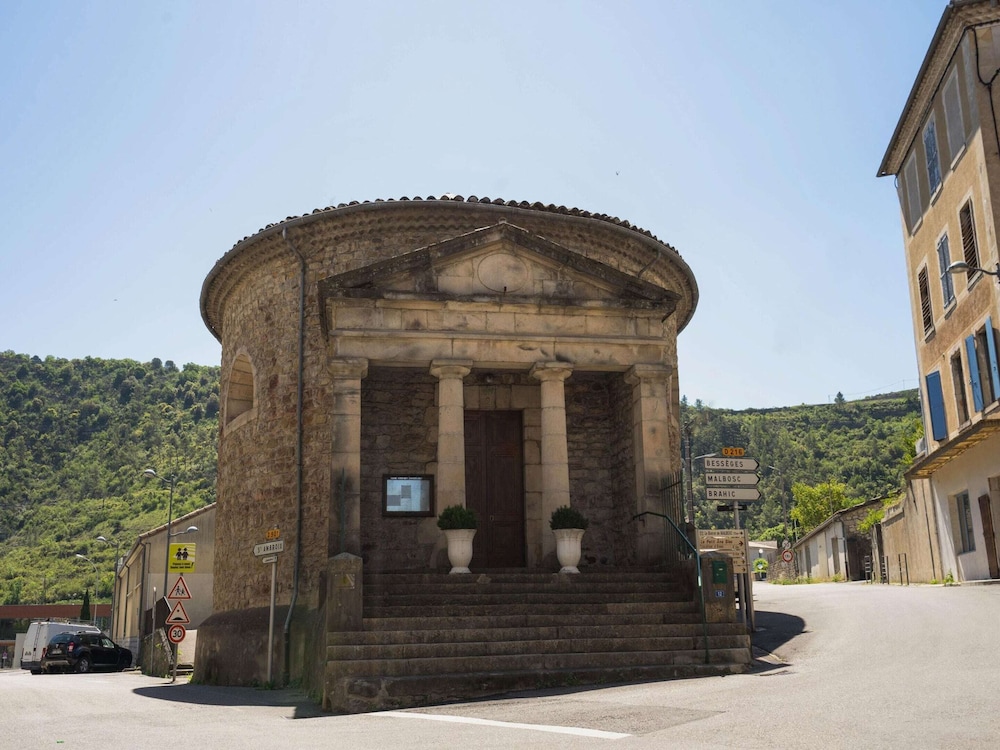 Mesmerising Villa in Les Vans With Private Pool - Property Image 29