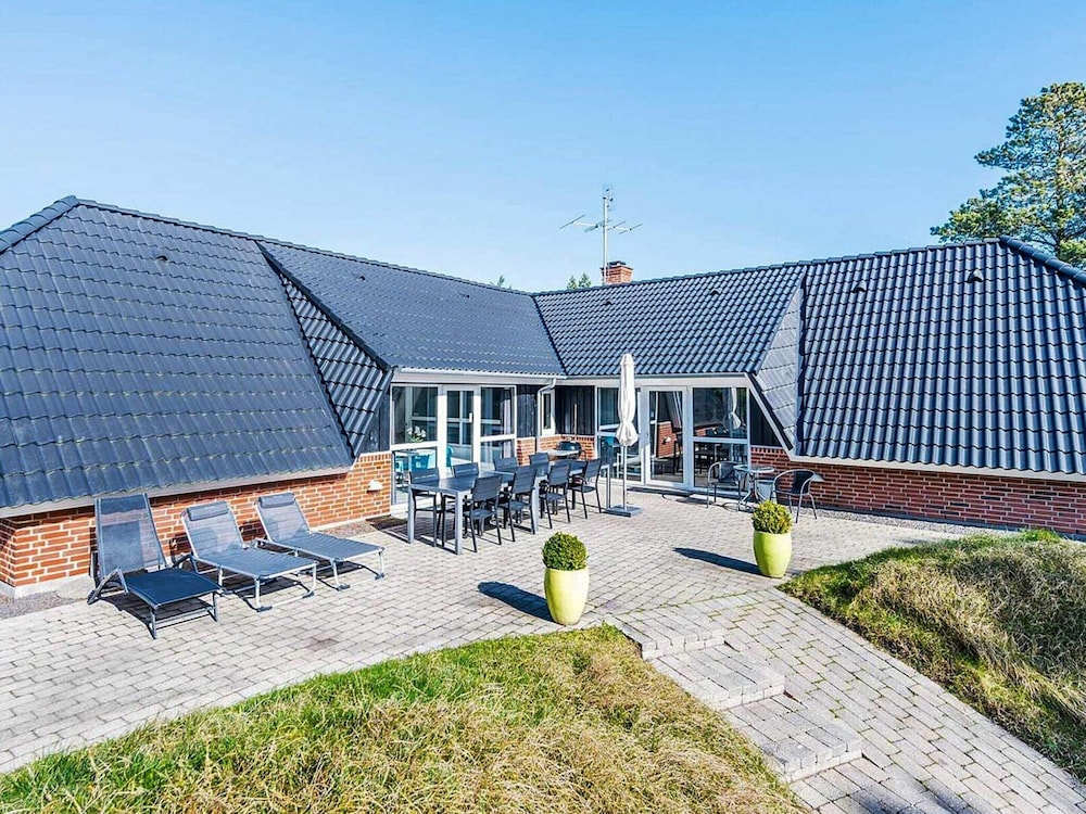 5 Star Holiday Home in Blavand view 2