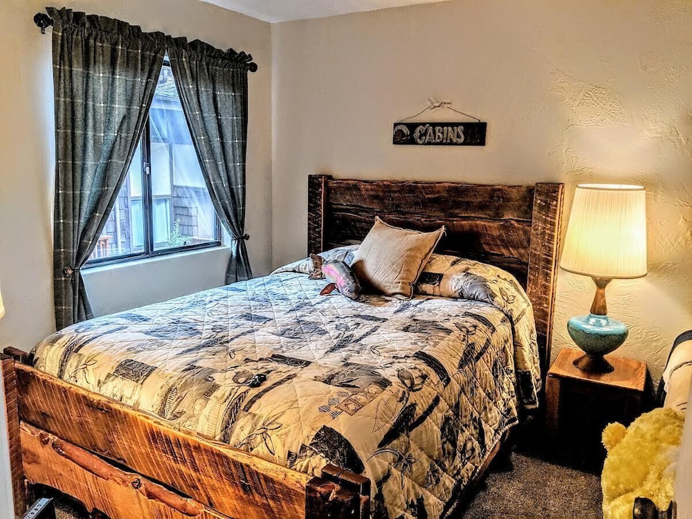 Snow Summit Townhouse Rentals & Sales