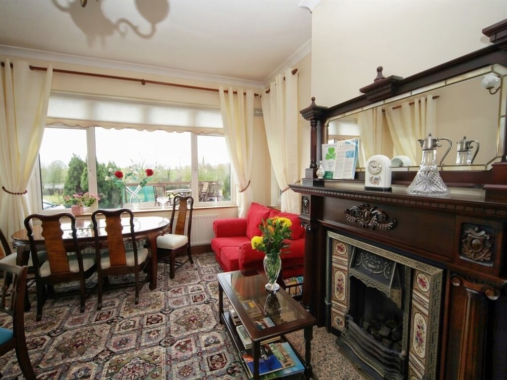 Launard House
