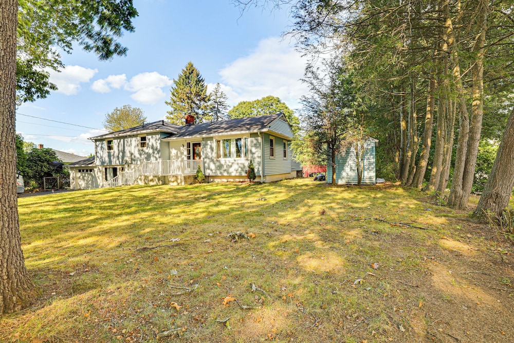 2 Mi to Town: Home w/ Patio & Yard in Waterbury!