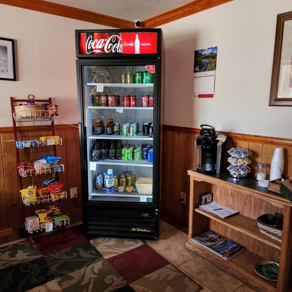 Canyon Motel - Property Image 48