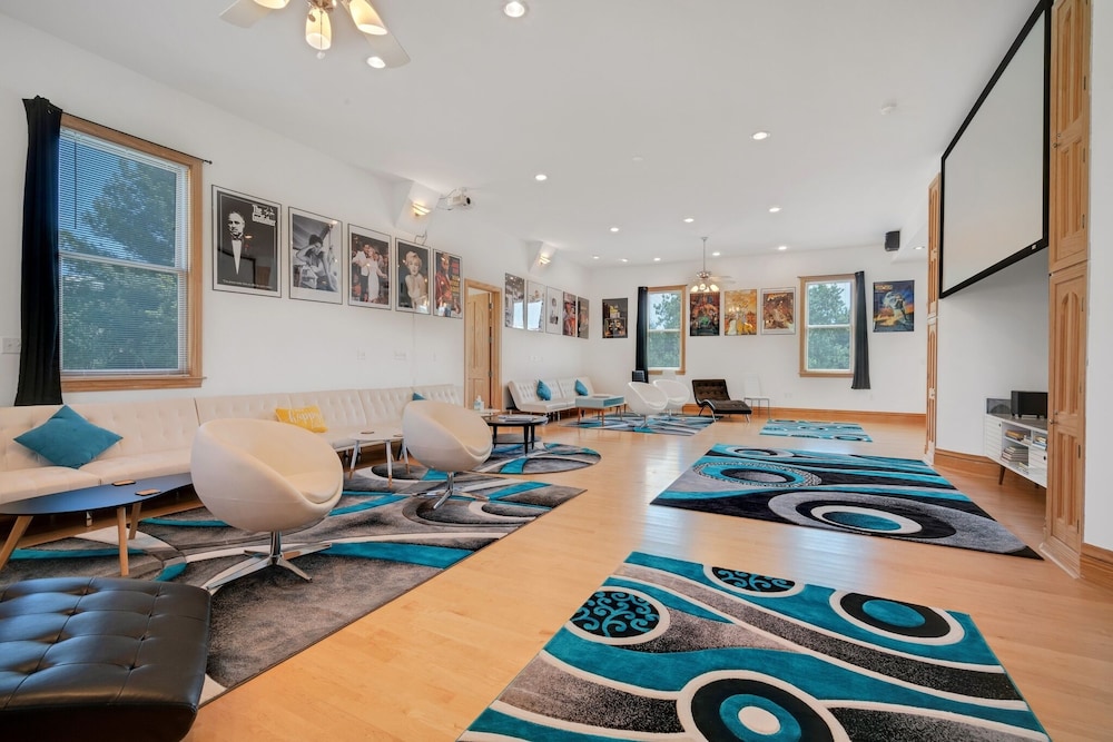 meeting & event spaces