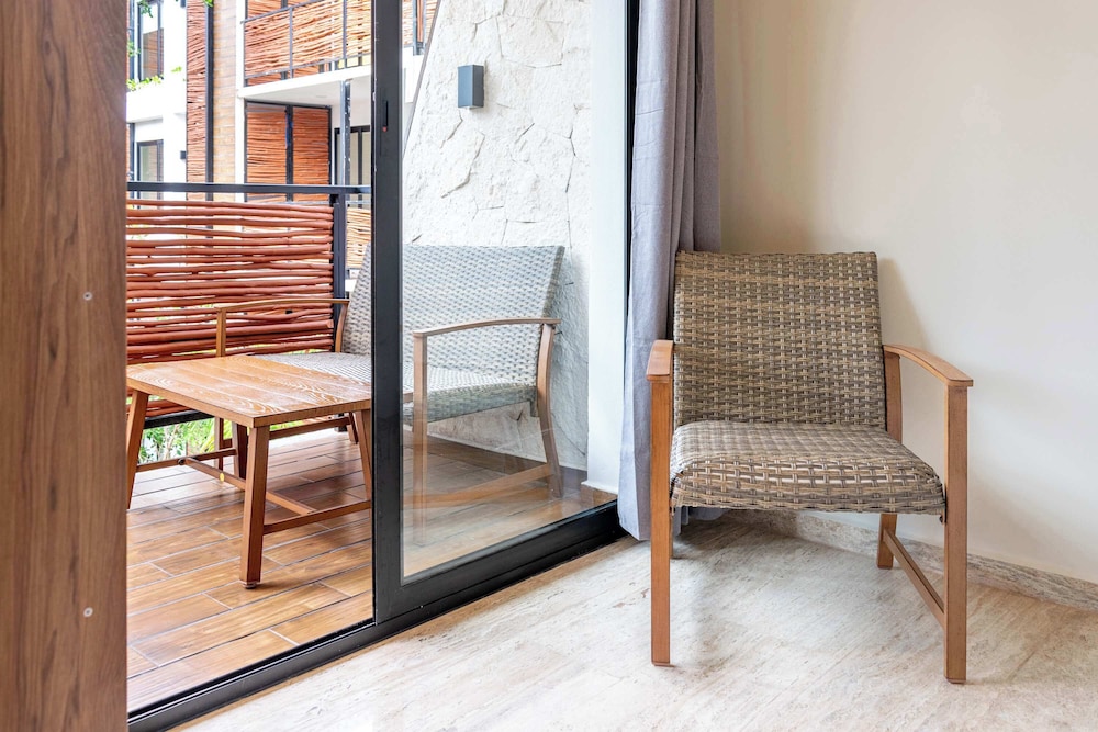 Pool & Rooftop in Tulum. 2 Bedrooms Flat