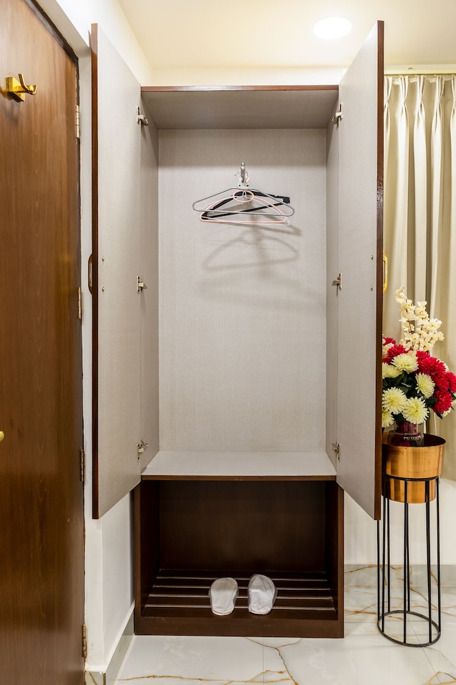 Hotel Palazzo Inn Mansarovar Garden