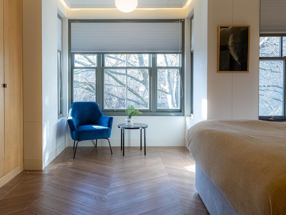 Discover The Underworld Five Bedroom by Belvilla