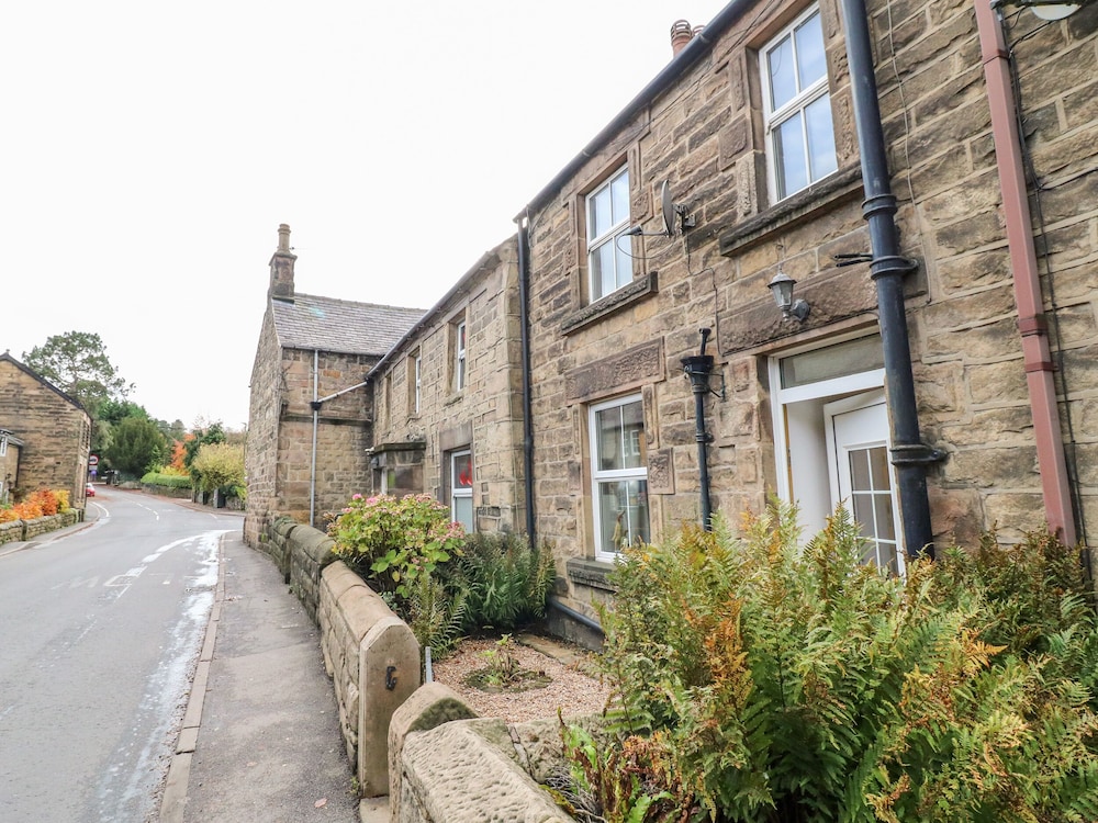 Hallbrook Cottage