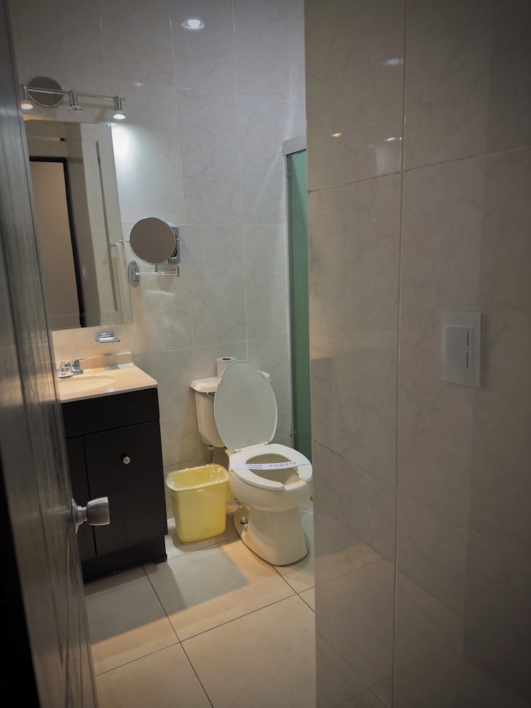 Culiacan Vacations - Hotel Maioris Jesus Kumate - Property Image 6