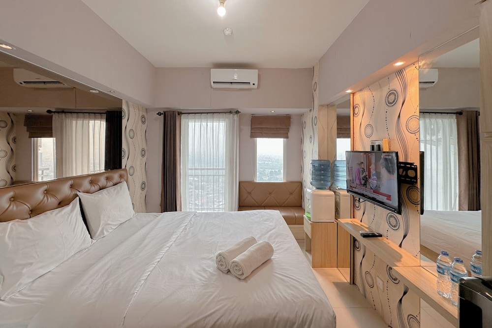 Strategic Spot Studio With Mall Access At Tanglin Supermall Mansion Apartment