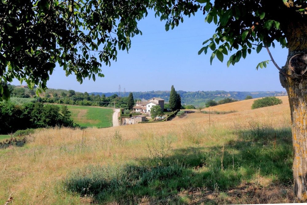 Trianon Country - Intera