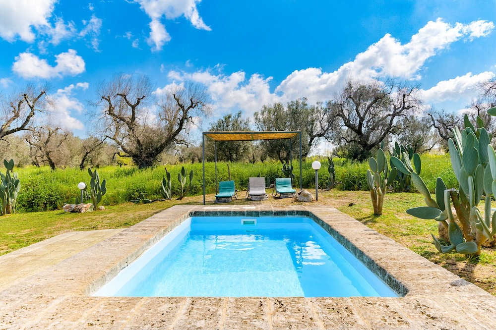 Trullo Puspo by Wonderful Italy