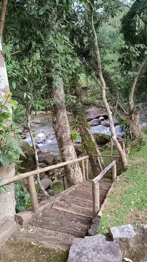 POUSADA PALMEIRA AZUL