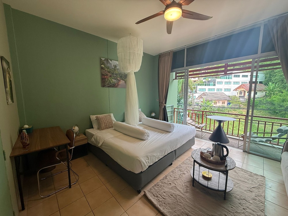 Alura Guesthouse