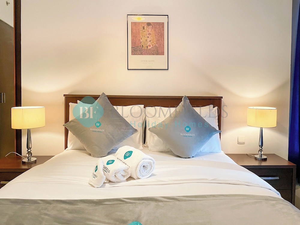 Bloomfields Spacious 1BR in Sun Tower
