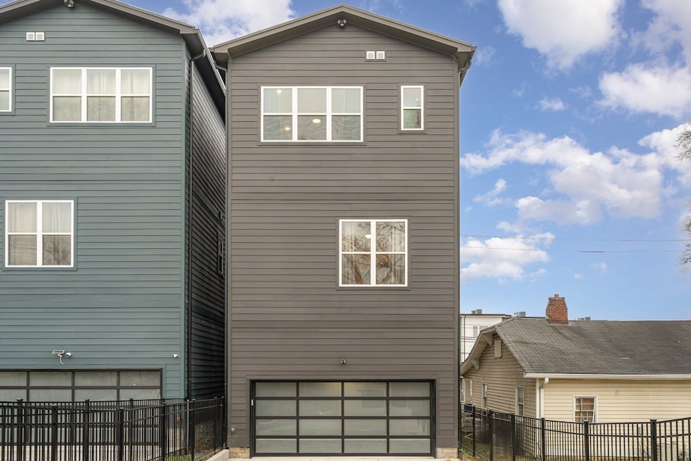 Trinity Beats-private Rooftop Deck-east Nashville