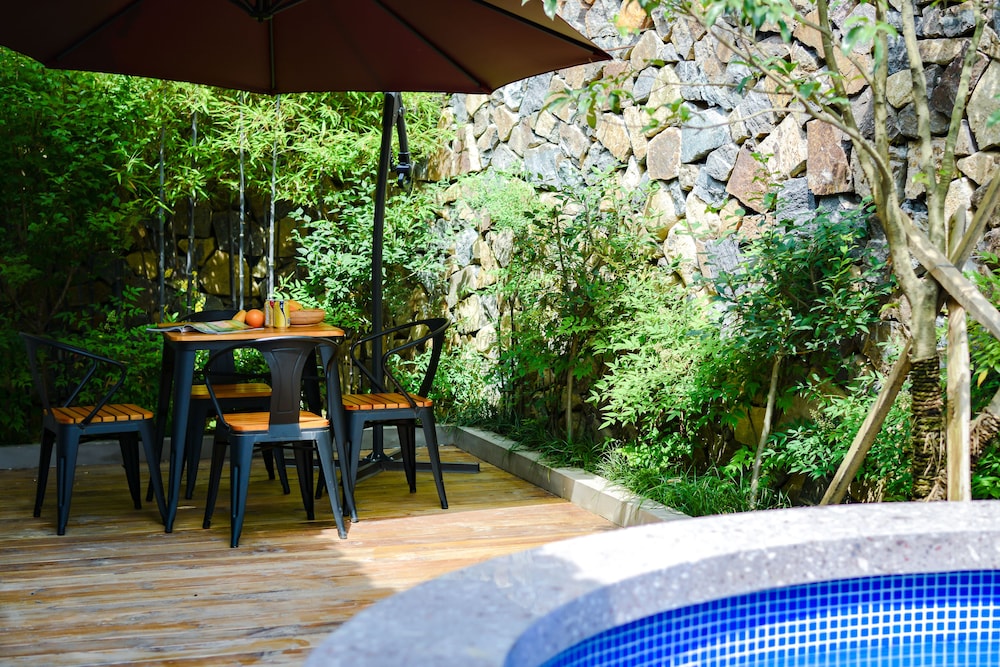 Moganshan Yinhuawu Resort