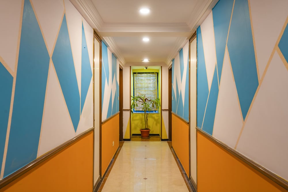 goSTOPS Bengaluru Gandhi Nagar Majestic.