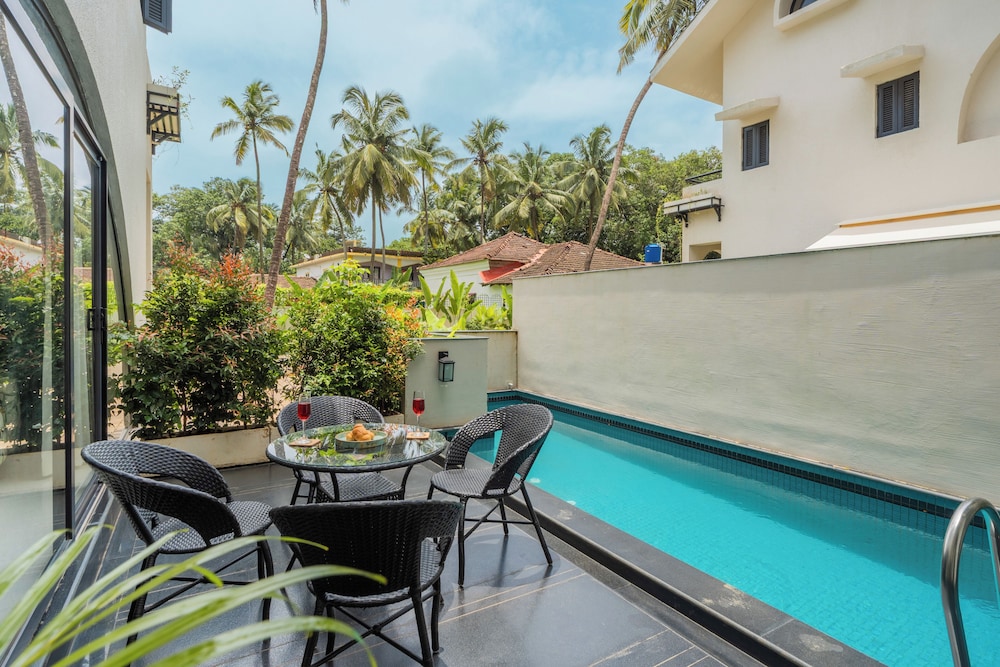 BellaVie | 3-BHK Villa With Private Pool & TV Lounge Area In A Gated Complex