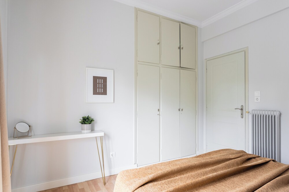 UPSTREET Zeus Temple View 2BD Apt Acropolis-Plaka photo 3