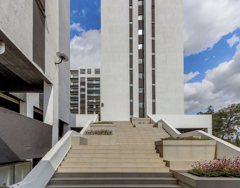 JKIA luxury units