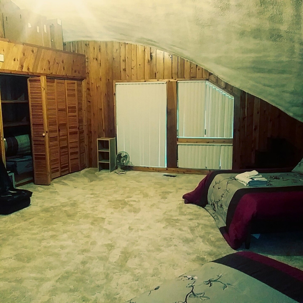 HOUSE OF FUTURE MASTER BEDROOM LANSING