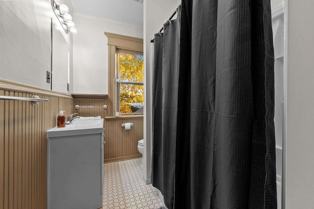 Bella Notte Columbus Chic Stay