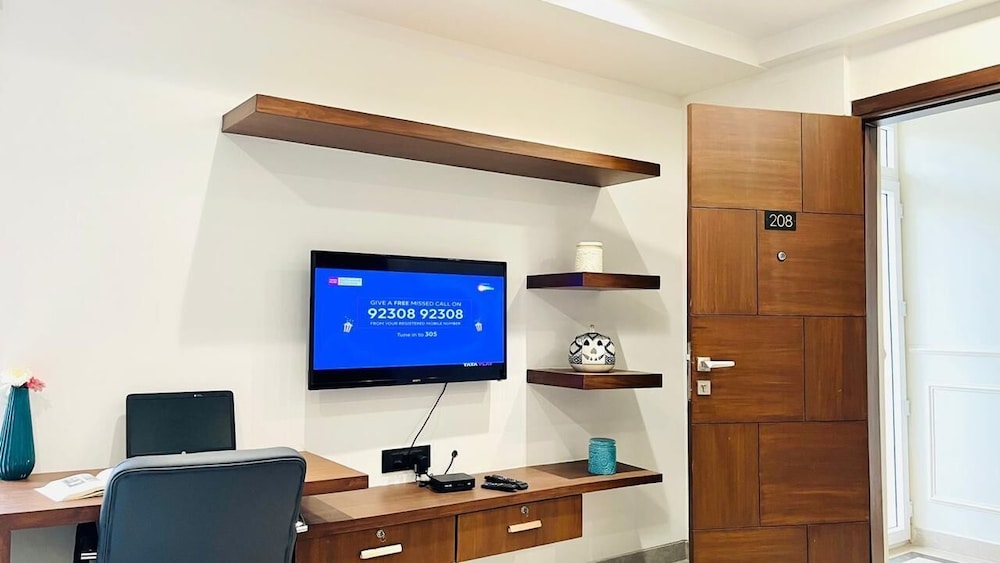 Stay near - Hotel near me Gurgaon