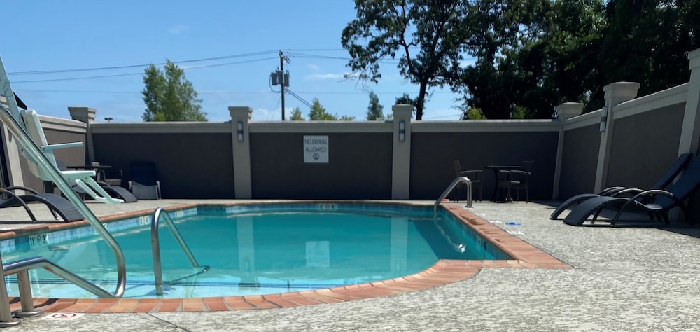 Holiday Inn Express Pineville-Alexandria Area, an IHG Hotel - Property Image 2