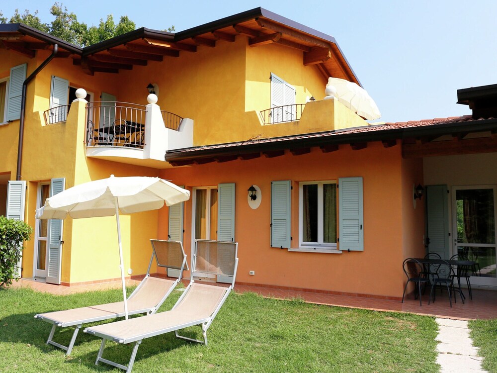 Belvilla by OYO Attractive Residence on Lake Garda view 5