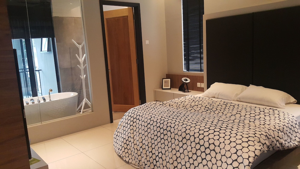 Atlantis Pool Villa Ipoh