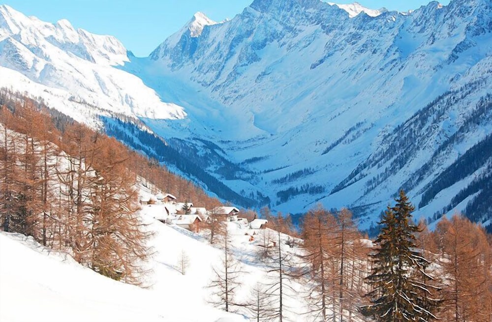 Swiss Chalet