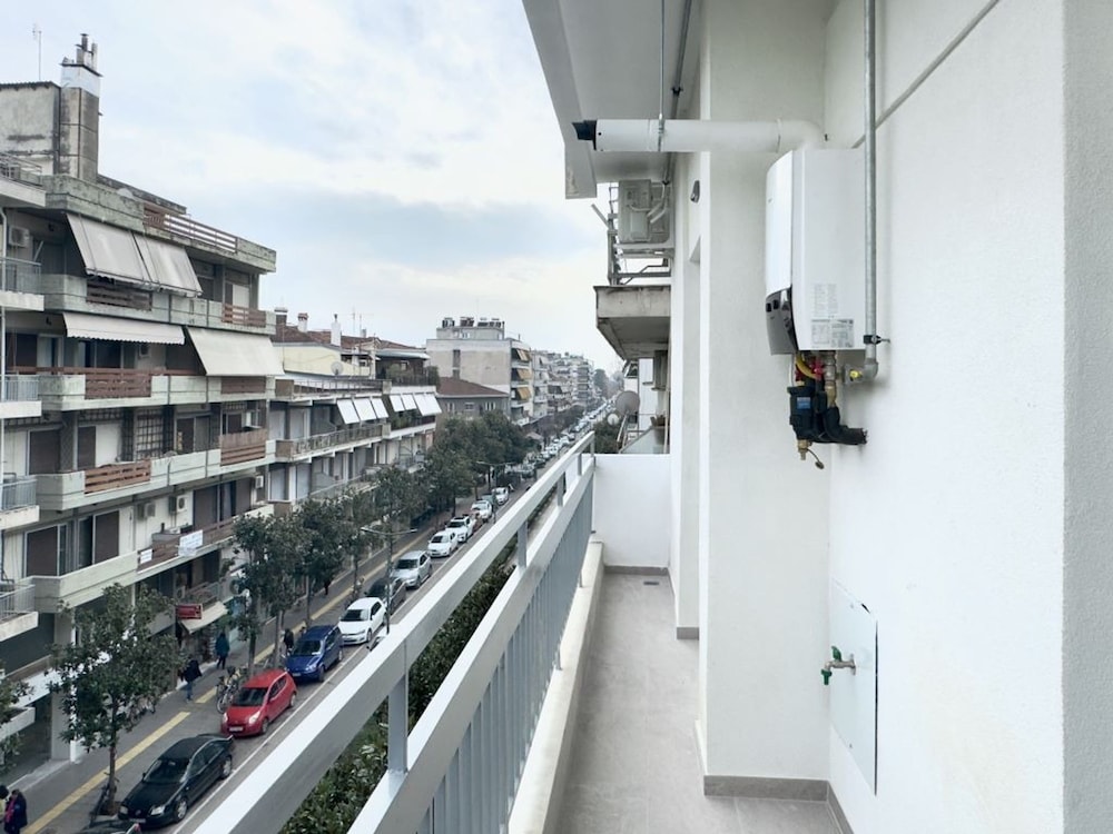 City Bliss I Trikala Town