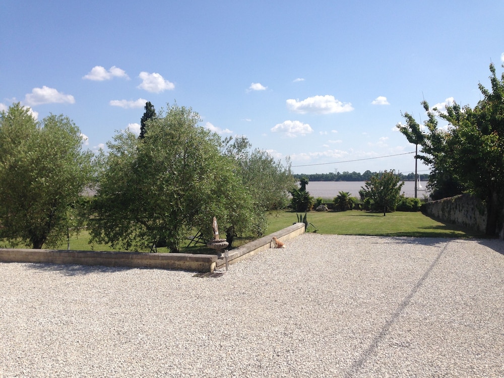 Villa Bacchus