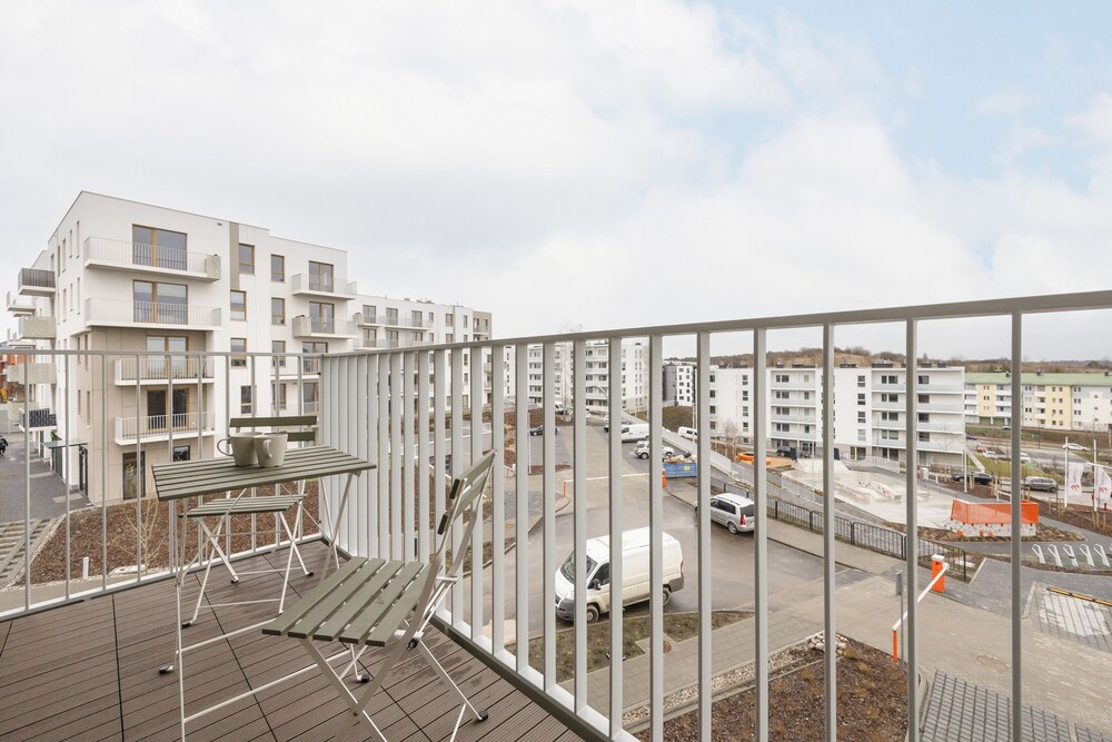Apartment With Desk in Gdansk by Renters view 2