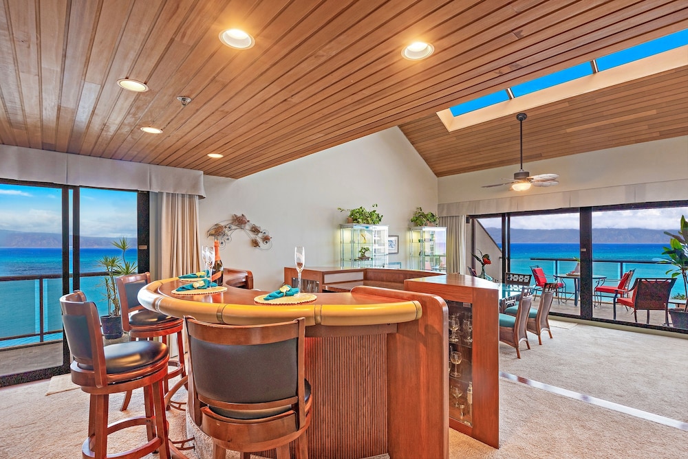 Sands Of Kahana 281 2bed/2ba Penthouse 1 Bedroom Condo