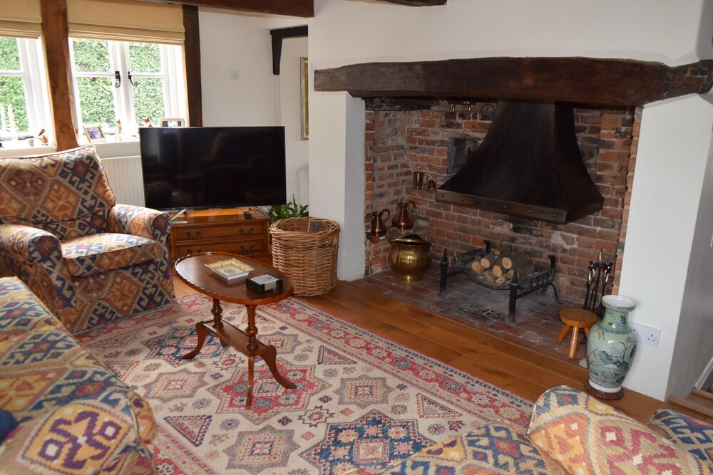 The Rag House