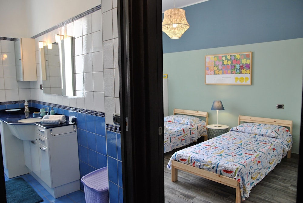Air-conditioned Apartment in the Center of Formia 400 Meters From the Station view 5