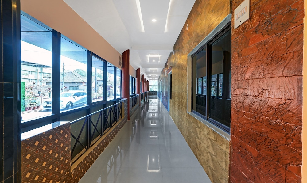 Madikeri Vacations - Itsy Hotels Regalia Grand, 500 Mtrs From Madikeri Fort - Property Image 3