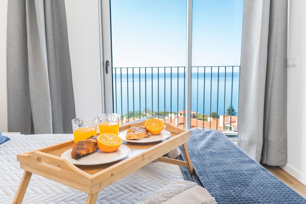 Atlantic View Apartment by Atlantic Holiday